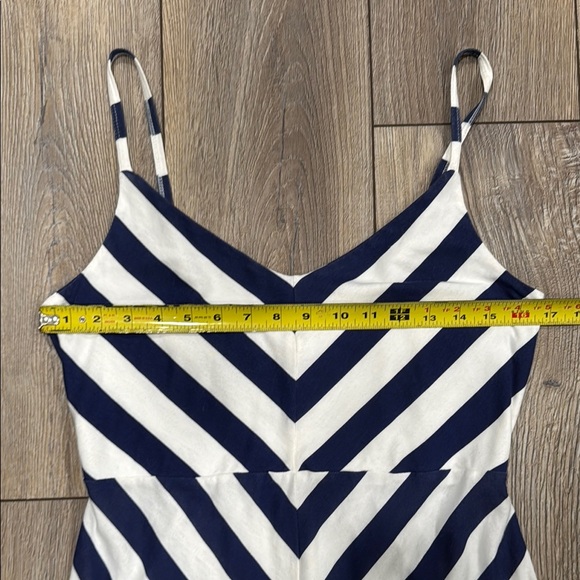 OLD NAVY Dress Fit and Flare Navy and White Chevron Striped MEDIUM - Picture 8 of 15